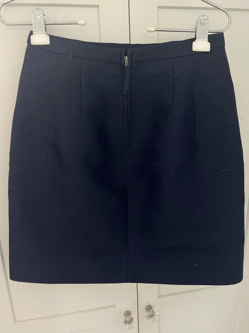 J. Crew Navy Blue Pencil Skirt with Center Back Zip size 2
